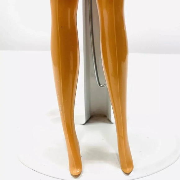 MATTEL BARBIE Doll Blond Hair Blue Eyes Earrings Two Piece Outfit 12" Tall Used - Picture 8 of 11